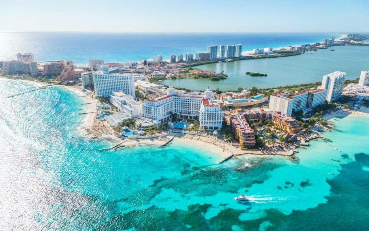 Depas Flamboyan Centro De Cancun D1 Eksteriør bilde